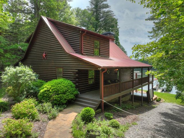 67 Lakeshore Drive, Blairsville, GA 30512