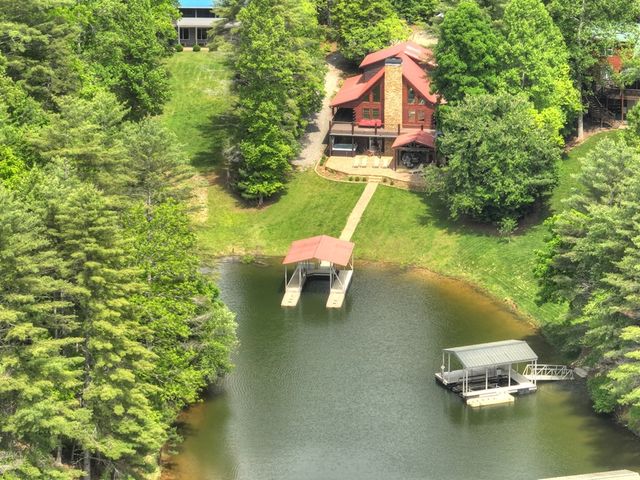 67 Lakeshore Drive, Blairsville, GA 30512