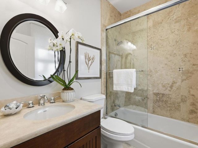 345 Vine Street, Menlo Park, CA 94025