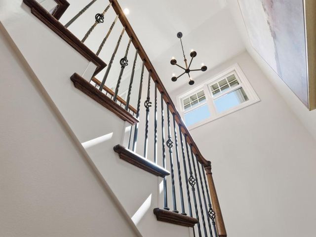 345 Vine Street, Menlo Park, CA 94025