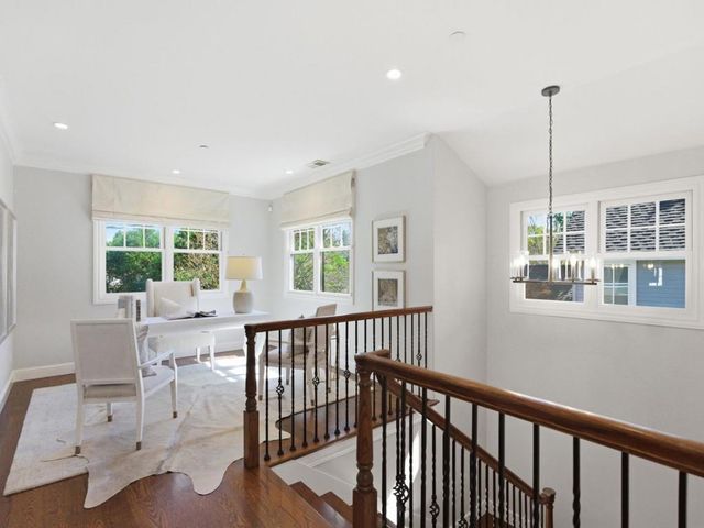 345 Vine Street, Menlo Park, CA 94025