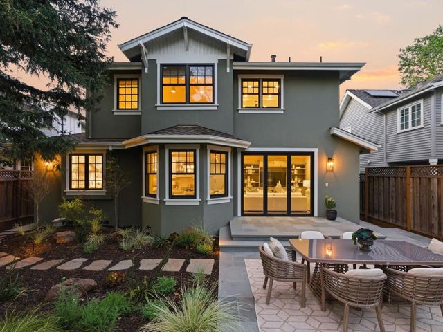 345 Vine Street, Menlo Park, CA 94025