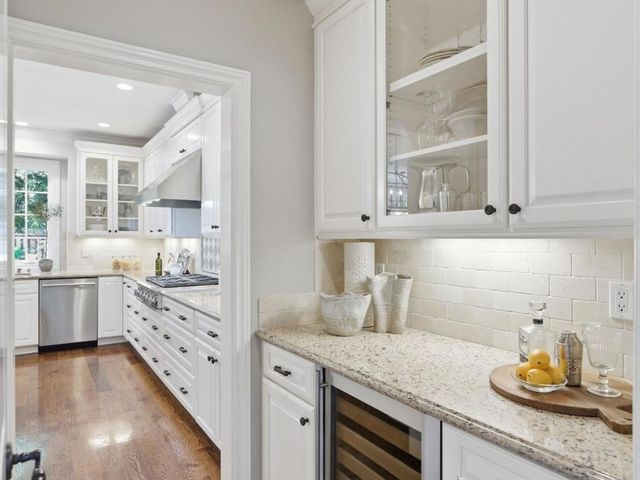 345 Vine Street, Menlo Park, CA 94025