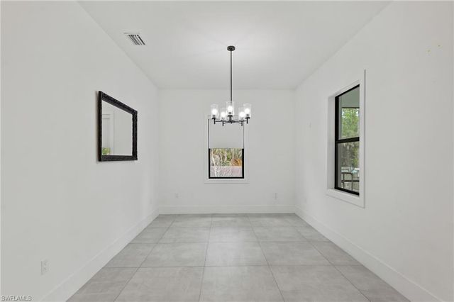 106 18th AVE NE, Naples, FL 34120