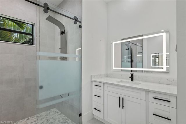 106 18th AVE NE, Naples, FL 34120