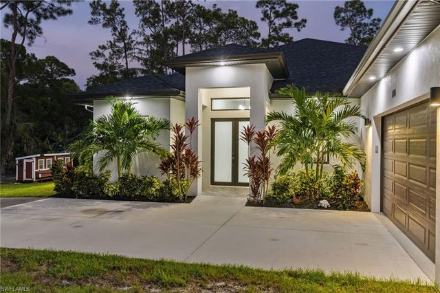 106 18th AVE NE, Naples, FL 34120