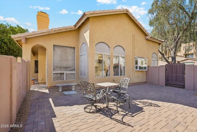 1 W COCHISE Drive, Phoenix, AZ 85021