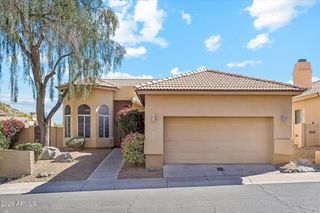 1 W COCHISE Drive, Phoenix, AZ 85021