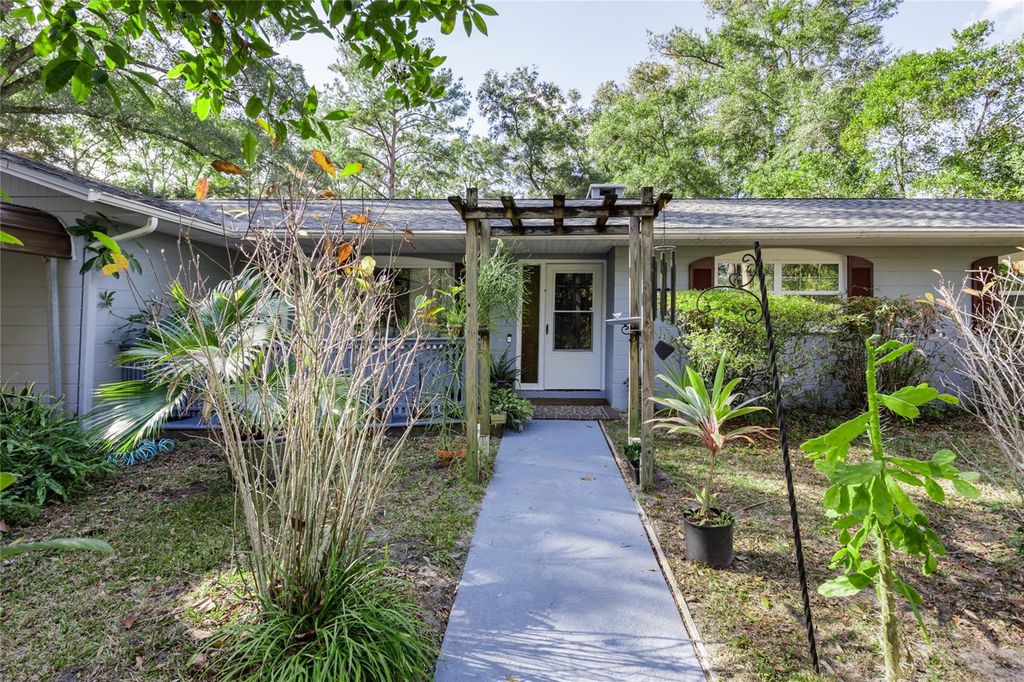 116 SW 123RD STREET, Newberry, FL 32669