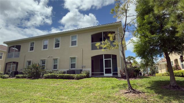 8220 ENCLAVE WAY 101, Sarasota, FL 34243