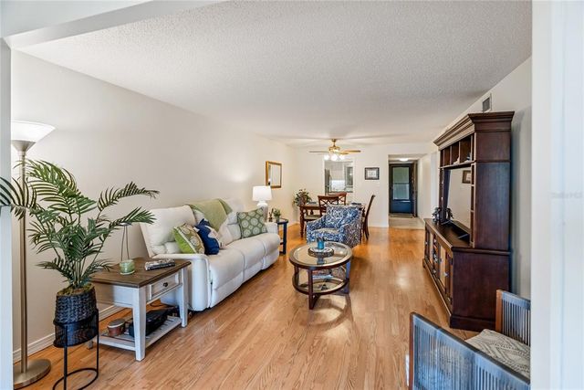 3664 LAKE BAYSHORE DRIVE K323, Bradenton, FL 34205