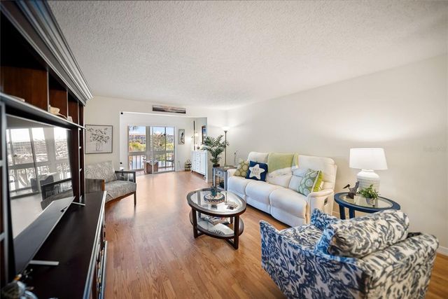 3664 LAKE BAYSHORE DRIVE K323, Bradenton, FL 34205