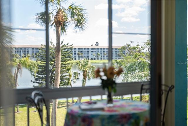 3664 LAKE BAYSHORE DRIVE K323, Bradenton, FL 34205