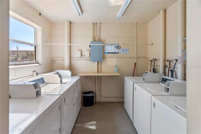 3664 LAKE BAYSHORE DRIVE K323, Bradenton, FL 34205