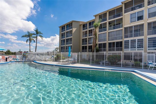 3664 LAKE BAYSHORE DRIVE K323, Bradenton, FL 34205