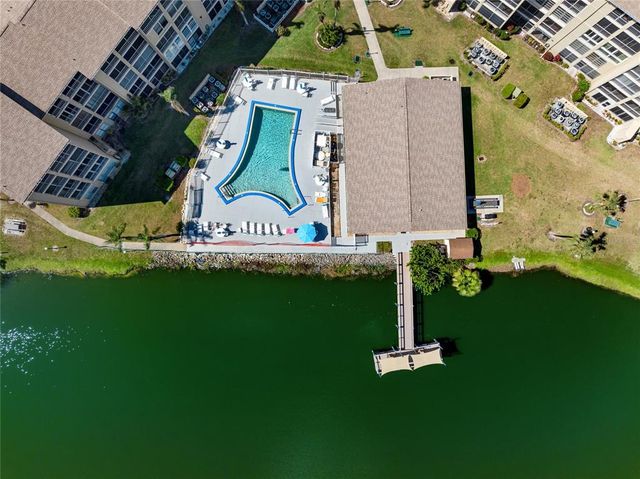 3664 LAKE BAYSHORE DRIVE K323, Bradenton, FL 34205