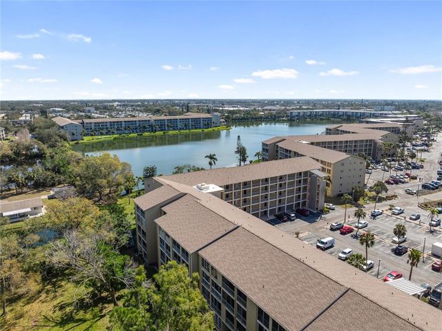 3664 LAKE BAYSHORE DRIVE K323, Bradenton, FL 34205