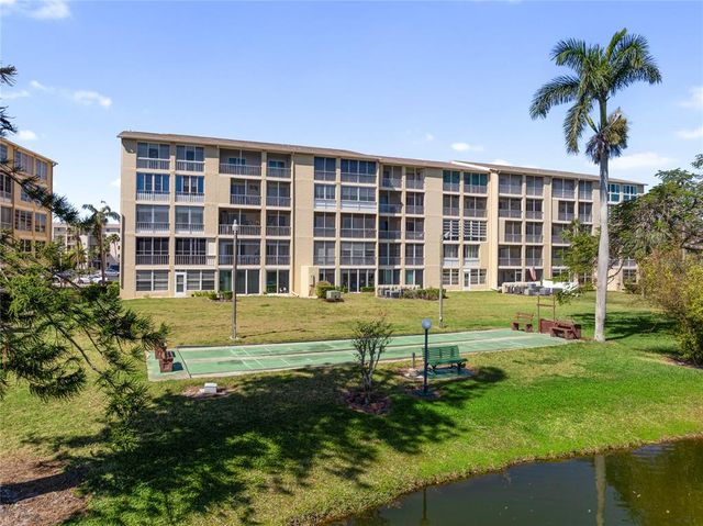 3664 LAKE BAYSHORE DRIVE K323, Bradenton, FL 34205