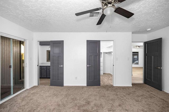 3815 SE Camelot Dr, Lawton, OK 73501