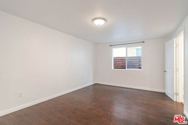 5630 Craner Avenue, North Hollywood, CA 91601