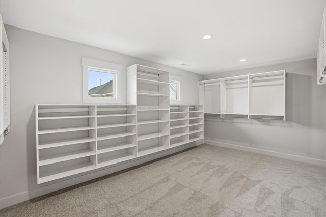 9353 Corydalis Avenue, St. John, IN 46373