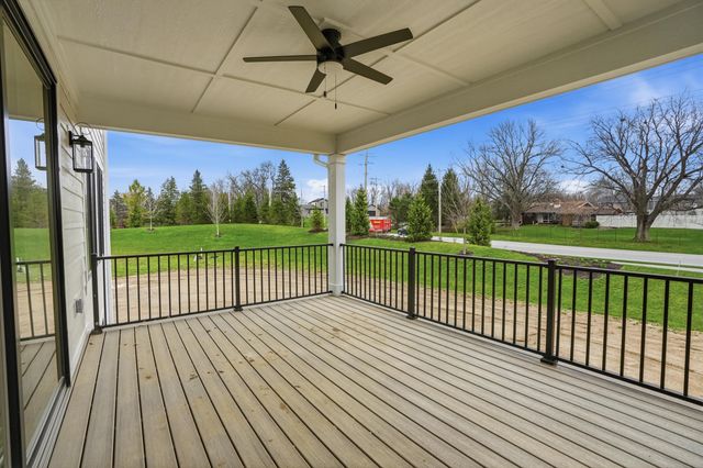 9353 Corydalis Avenue, St. John, IN 46373