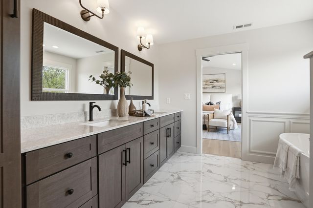 9353 Corydalis Avenue, St. John, IN 46373