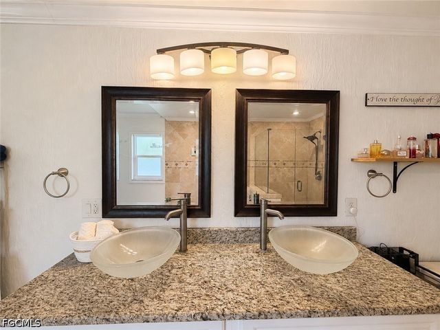 1631 SE 20th ST, Cape Coral, FL 33990
