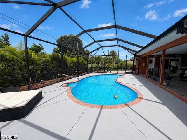 1631 SE 20th ST, Cape Coral, FL 33990