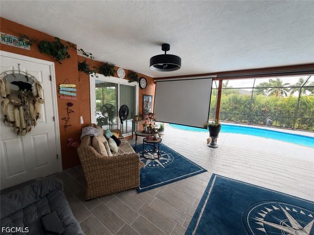 1631 SE 20th ST, Cape Coral, FL 33990