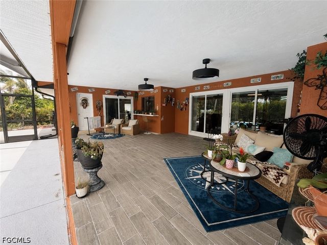 1631 SE 20th ST, Cape Coral, FL 33990