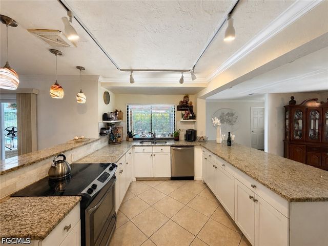 1631 SE 20th ST, Cape Coral, FL 33990