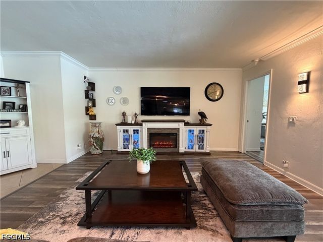 1631 SE 20th ST, Cape Coral, FL 33990