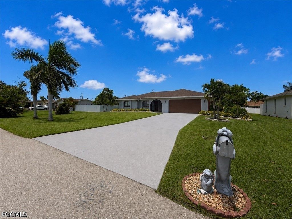 1631 SE 20th ST, Cape Coral, FL 33990