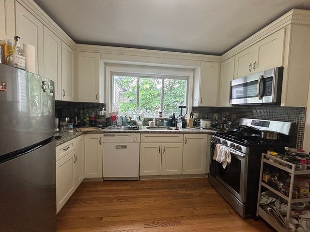 375 Prospect St 2, Cambridge, MA 02139