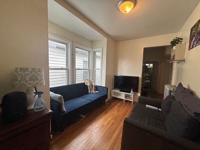 375 Prospect St 2, Cambridge, MA 02139