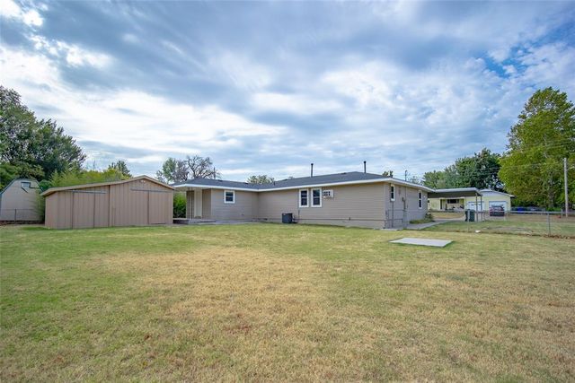 10501 Bellview Drive, Midwest City, OK 73130