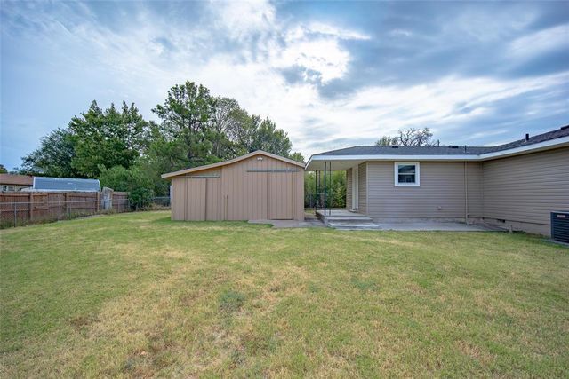 10501 Bellview Drive, Midwest City, OK 73130