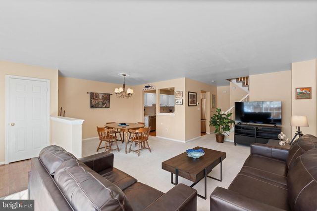 7705 SPRUCE MILL DR, Yardley, PA 19067