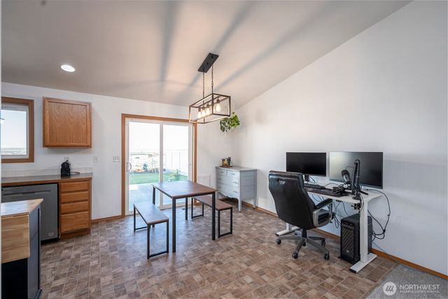 980 L Street SE, Ephrata, WA 98823