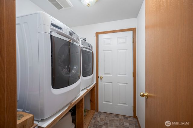 980 L Street SE, Ephrata, WA 98823