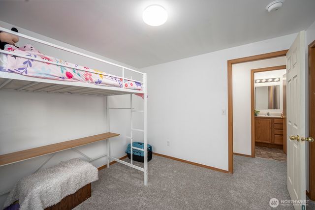 980 L Street SE, Ephrata, WA 98823