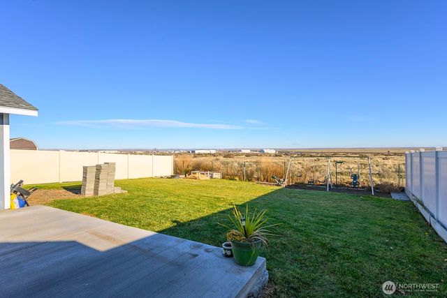 980 L Street SE, Ephrata, WA 98823