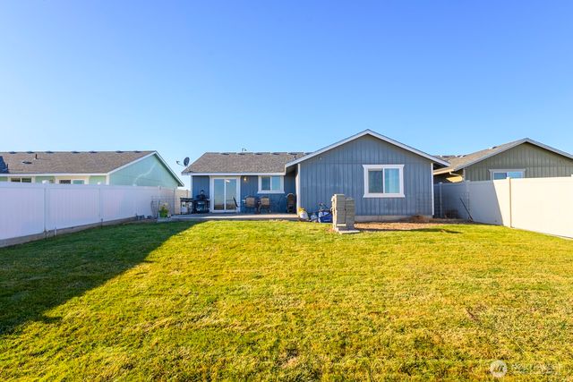 980 L Street SE, Ephrata, WA 98823
