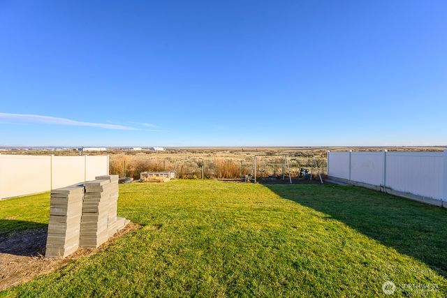 980 L Street SE, Ephrata, WA 98823