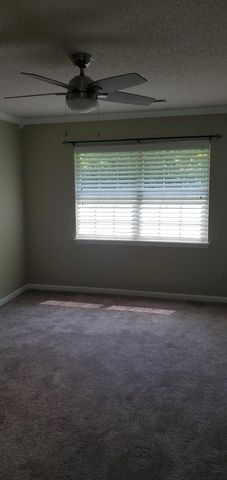 176 Commons Way, Goose Creek, SC 29445