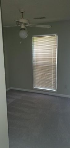176 Commons Way, Goose Creek, SC 29445