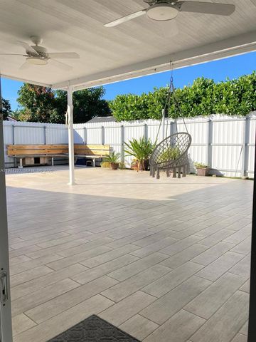 18222 SW 142nd Ct, Miami, FL 33177