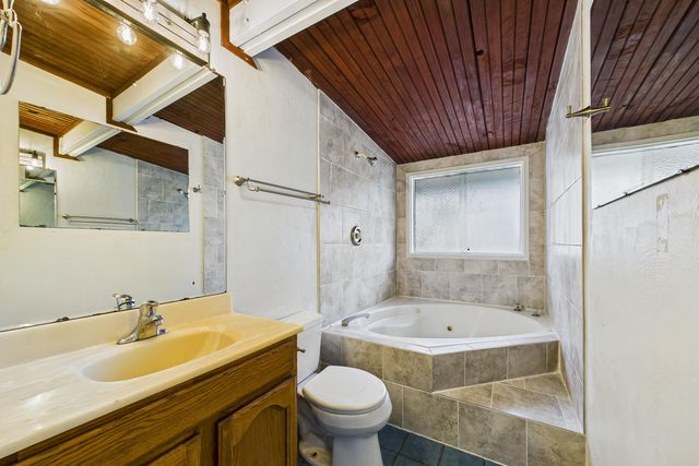 2724 N Street, Eureka, CA 95501