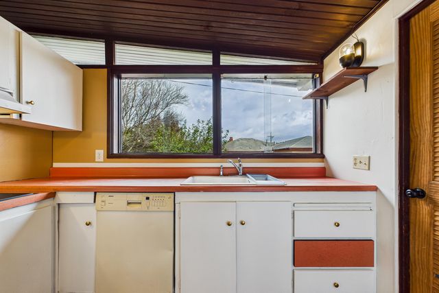 2724 N Street, Eureka, CA 95501